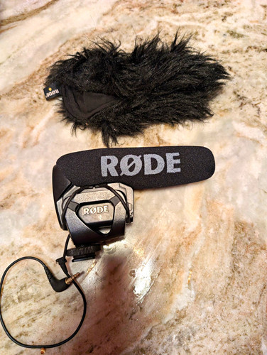 Rode videomic pro shotgun mic - videomic,